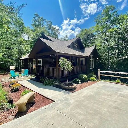 No Bad Days Hot Tub Close To Gatlinburg